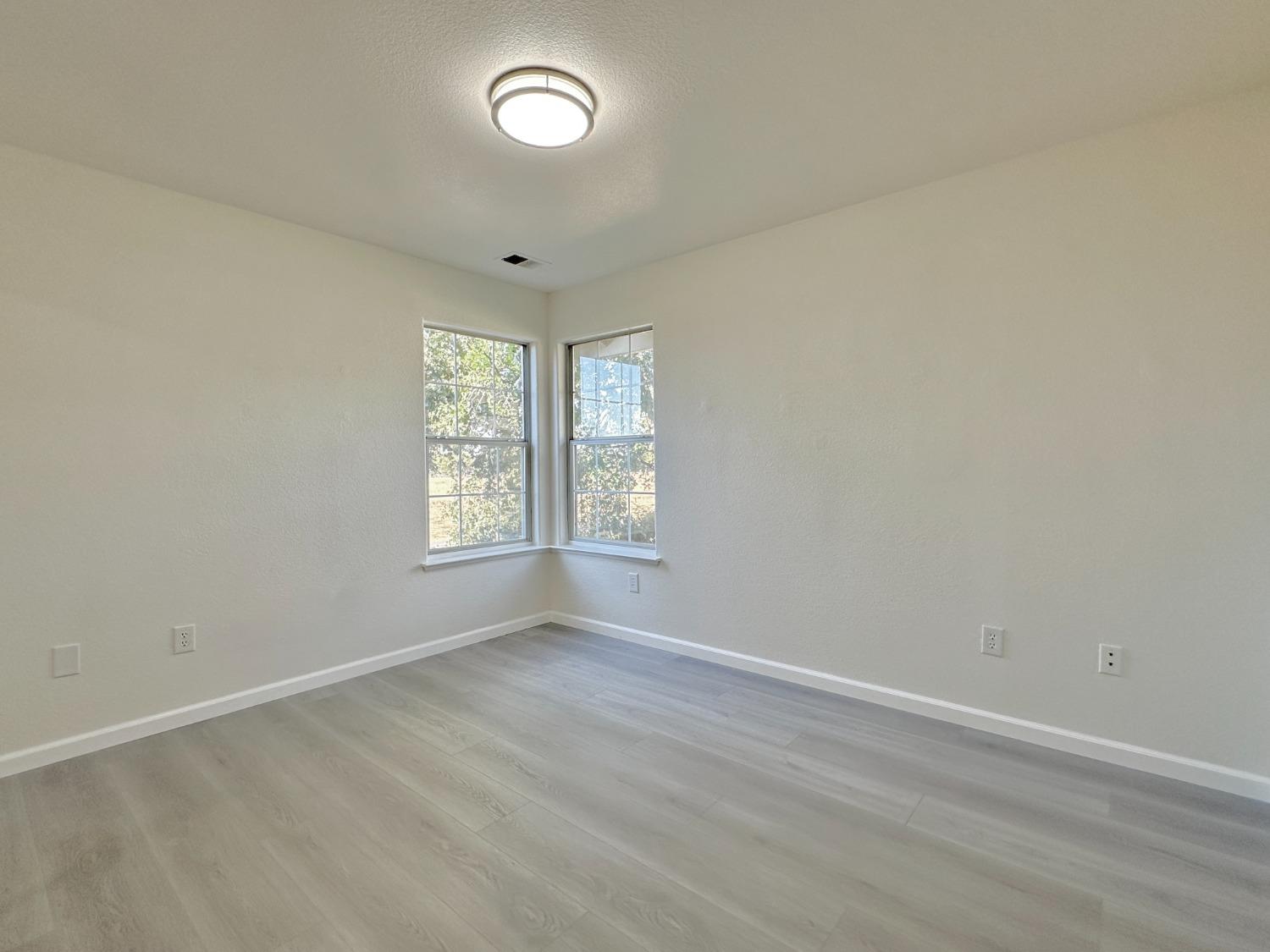 Detail Gallery Image 25 of 26 For 3463 Koso St, Davis,  CA 95618 - 4 Beds | 2/1 Baths