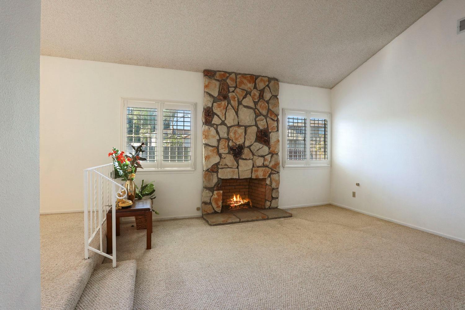 Detail Gallery Image 15 of 46 For 2808 W Hammer Ln, Stockton,  CA 95209 - 3 Beds | 2 Baths