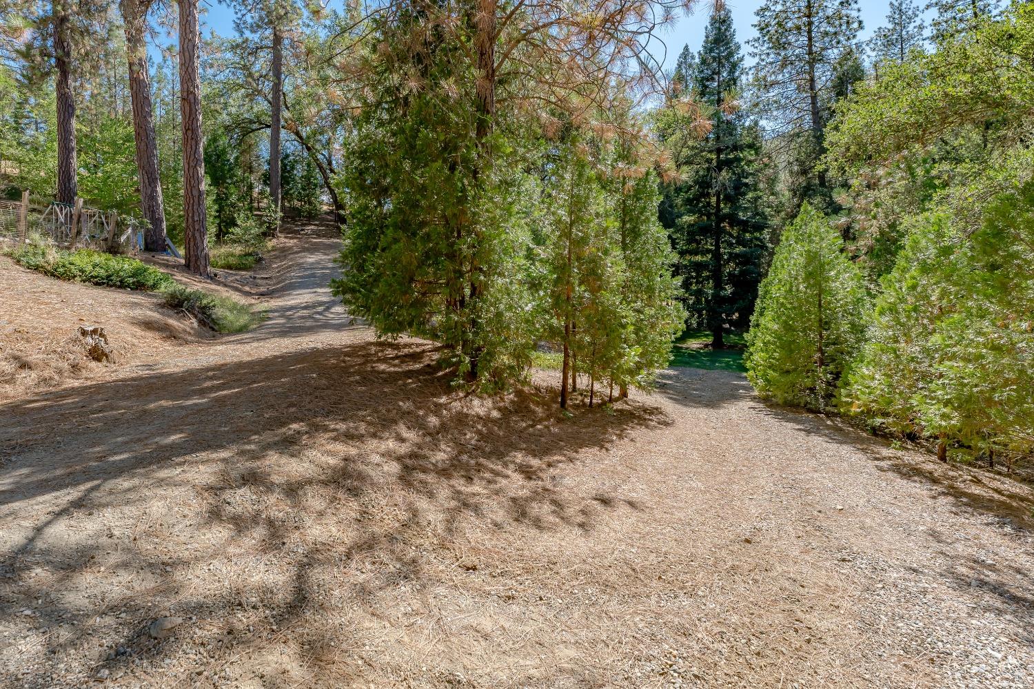 Detail Gallery Image 39 of 63 For 16879 Kiwi Rd, Grass Valley,  CA 95949 - 3 Beds | 2 Baths