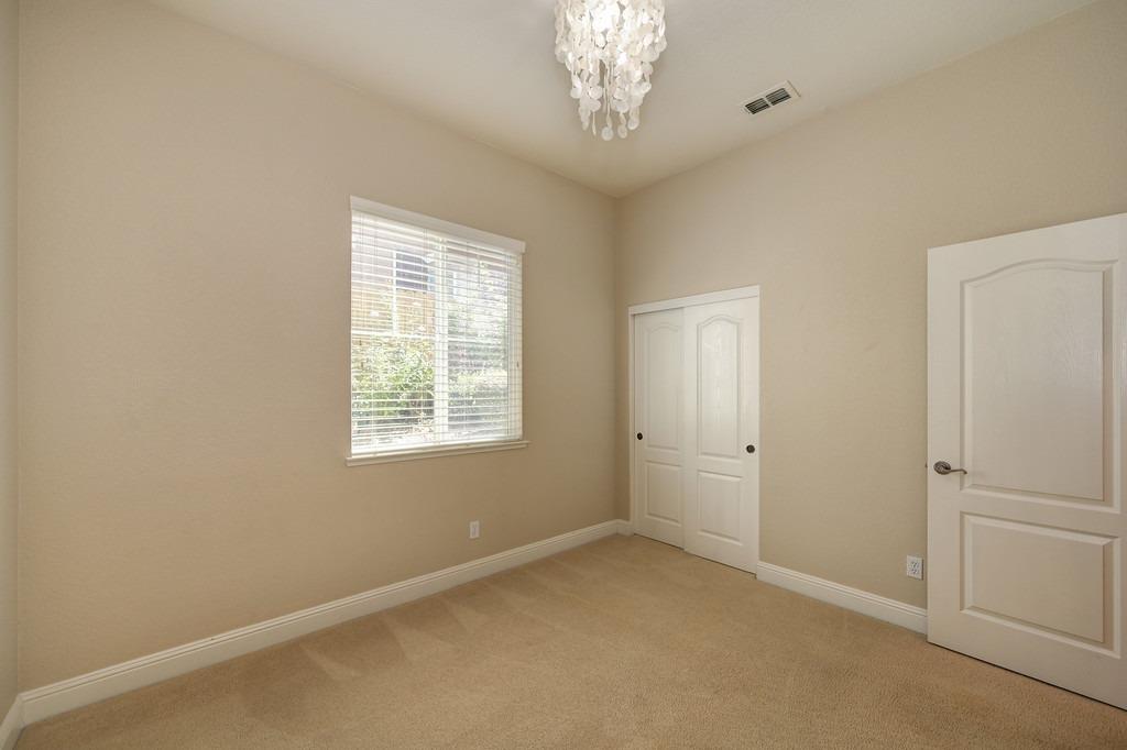 Detail Gallery Image 36 of 49 For 2209 Stockman Cir, Folsom,  CA 95630 - 4 Beds | 2 Baths