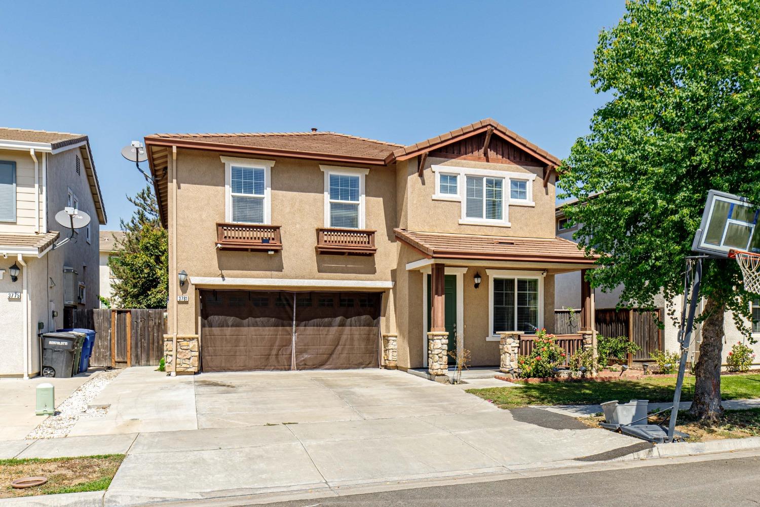 Detail Gallery Image 1 of 1 For 3781 Armando Ct, Ceres,  CA 95307 - 4 Beds | 2/1 Baths