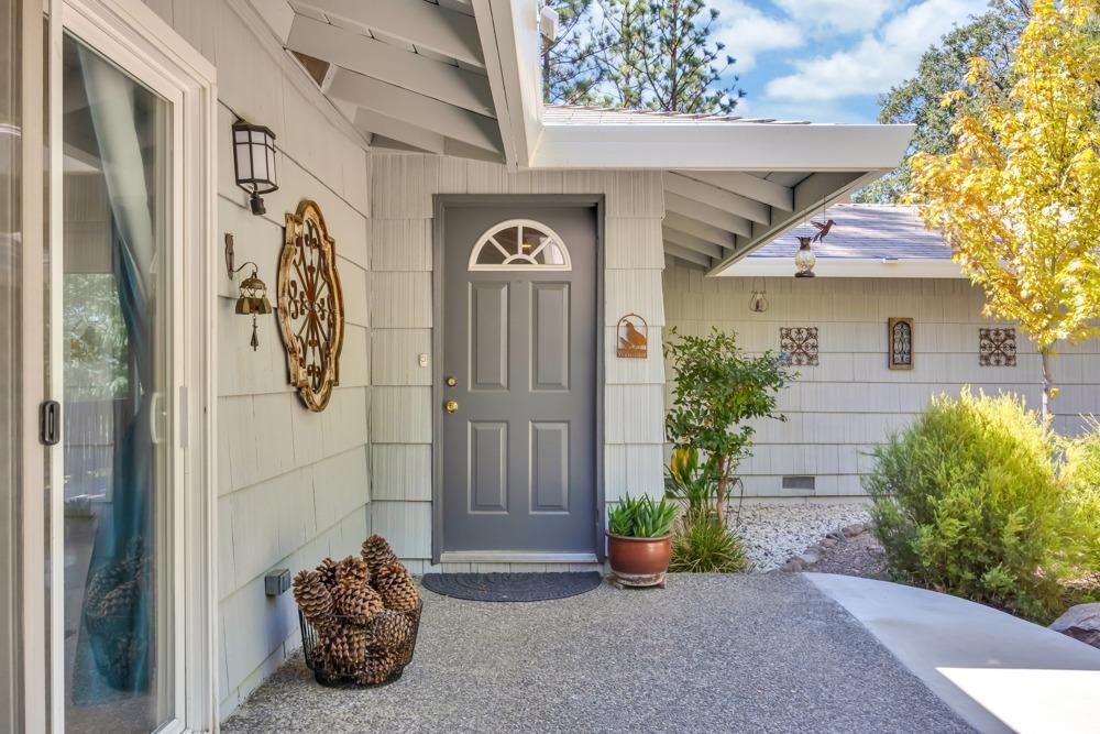 Detail Gallery Image 5 of 30 For 2380 Morrene Dr, Placerville,  CA 95667 - 3 Beds | 2 Baths