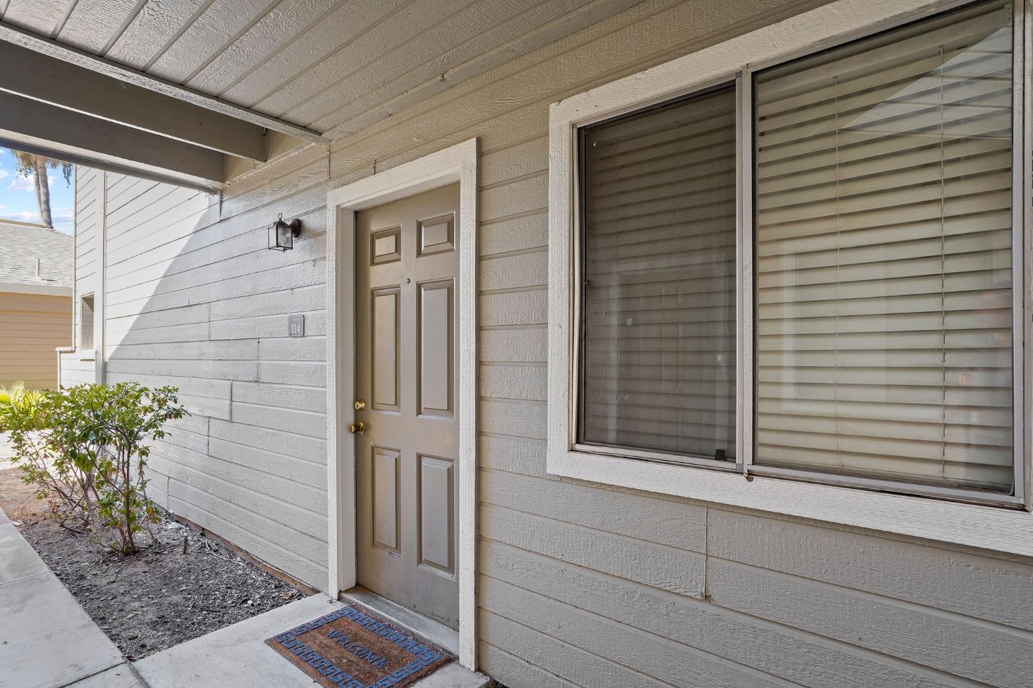 Detail Gallery Image 17 of 18 For 1019 Dornajo Way #114,  Sacramento,  CA 95825 - 1 Beds | 1 Baths