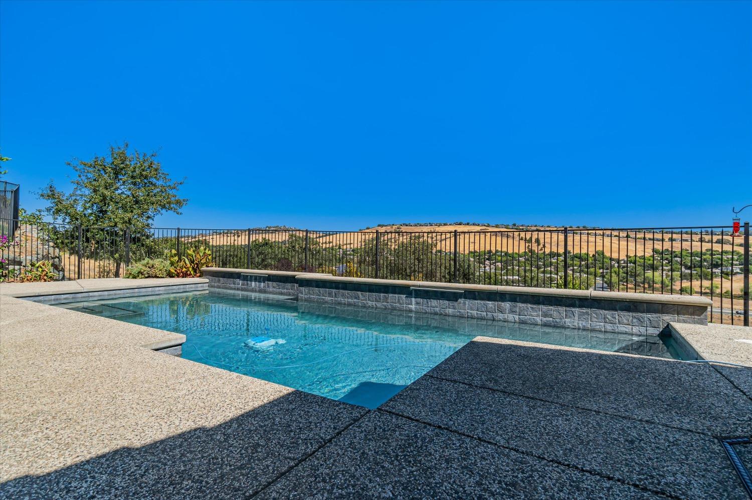 Detail Gallery Image 64 of 75 For 1367 Souza Dr, El Dorado Hills,  CA 95762 - 5 Beds | 2/3 Baths