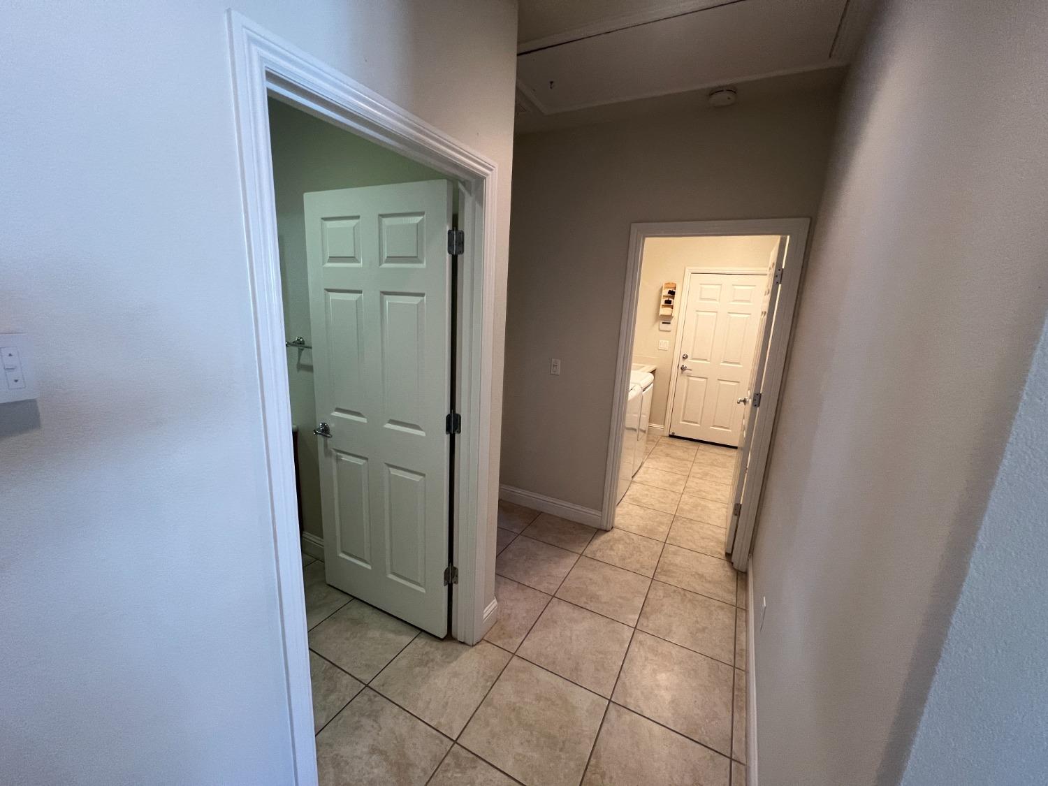 Detail Gallery Image 17 of 36 For 2326 Shadow Berry Dr, Manteca,  CA 95336 - 2 Beds | 2 Baths