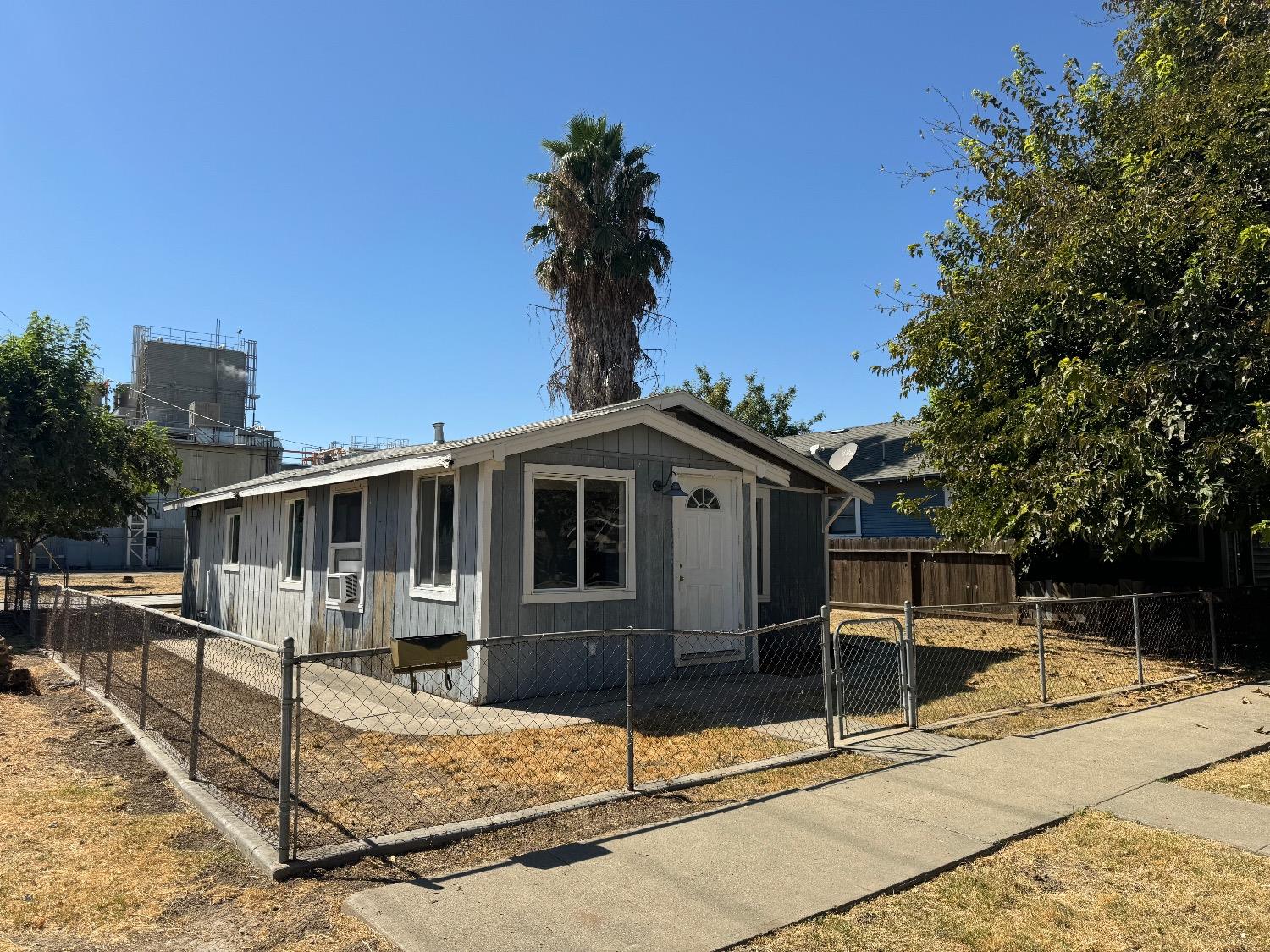 Detail Gallery Image 25 of 27 For 475 2nd St, Gustine,  CA 95322 - 2 Beds | 1 Baths