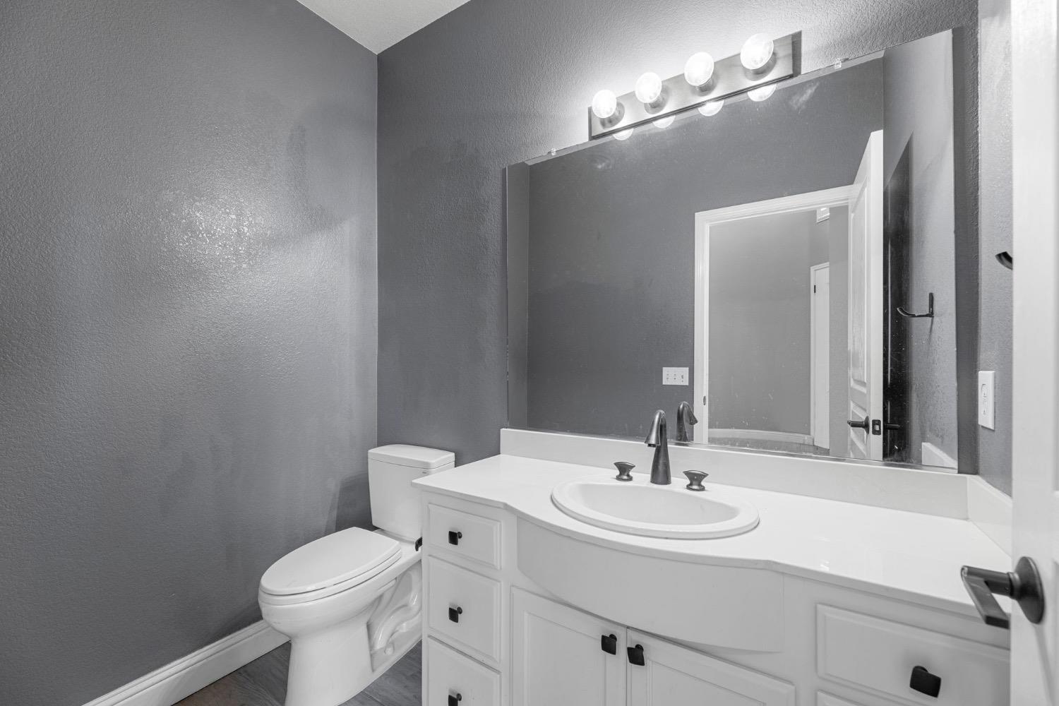 Detail Gallery Image 19 of 55 For 4141 Eastport Dr, Modesto,  CA 95356 - 4 Beds | 2/1 Baths