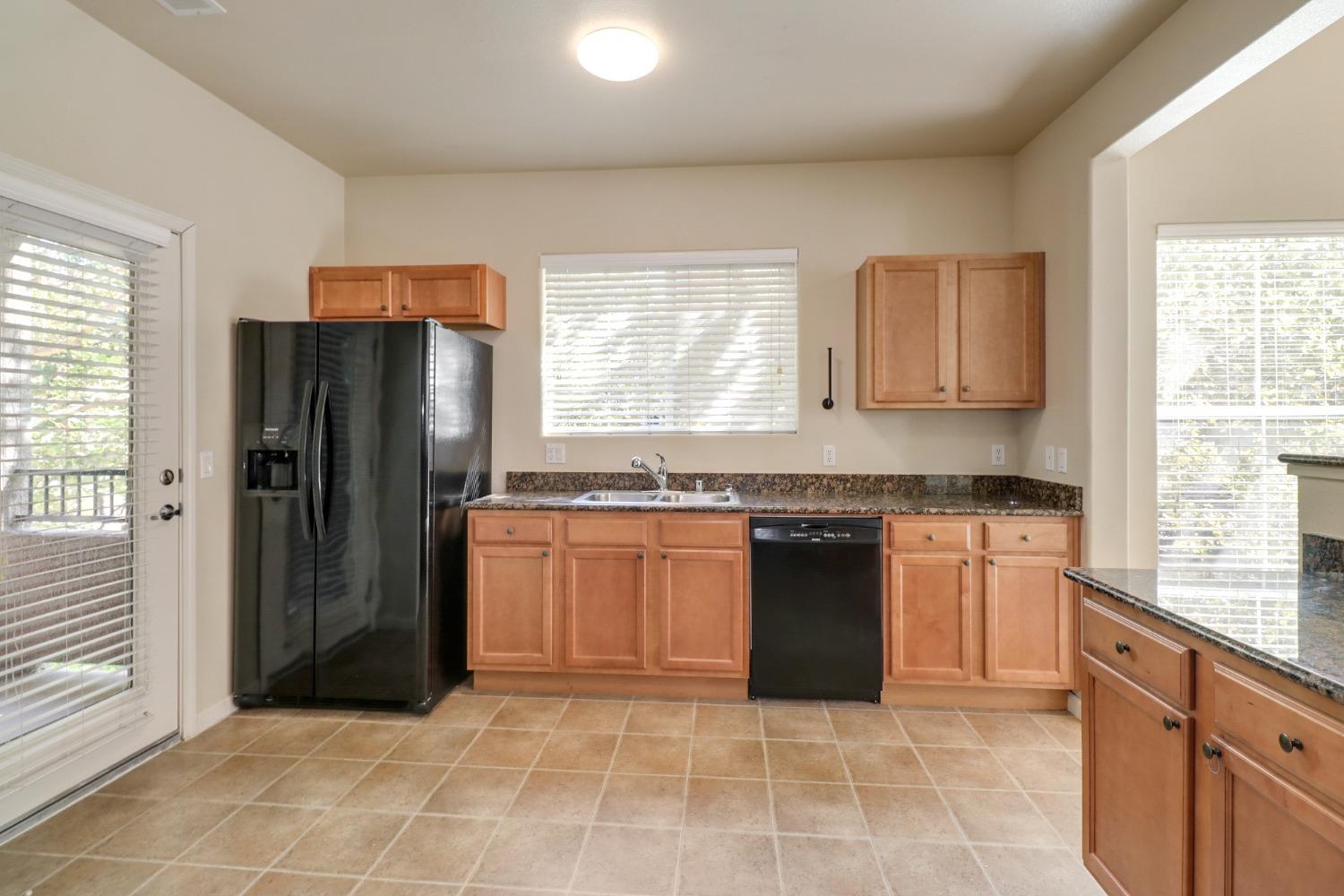 Photo #6: 224099225 Listing 