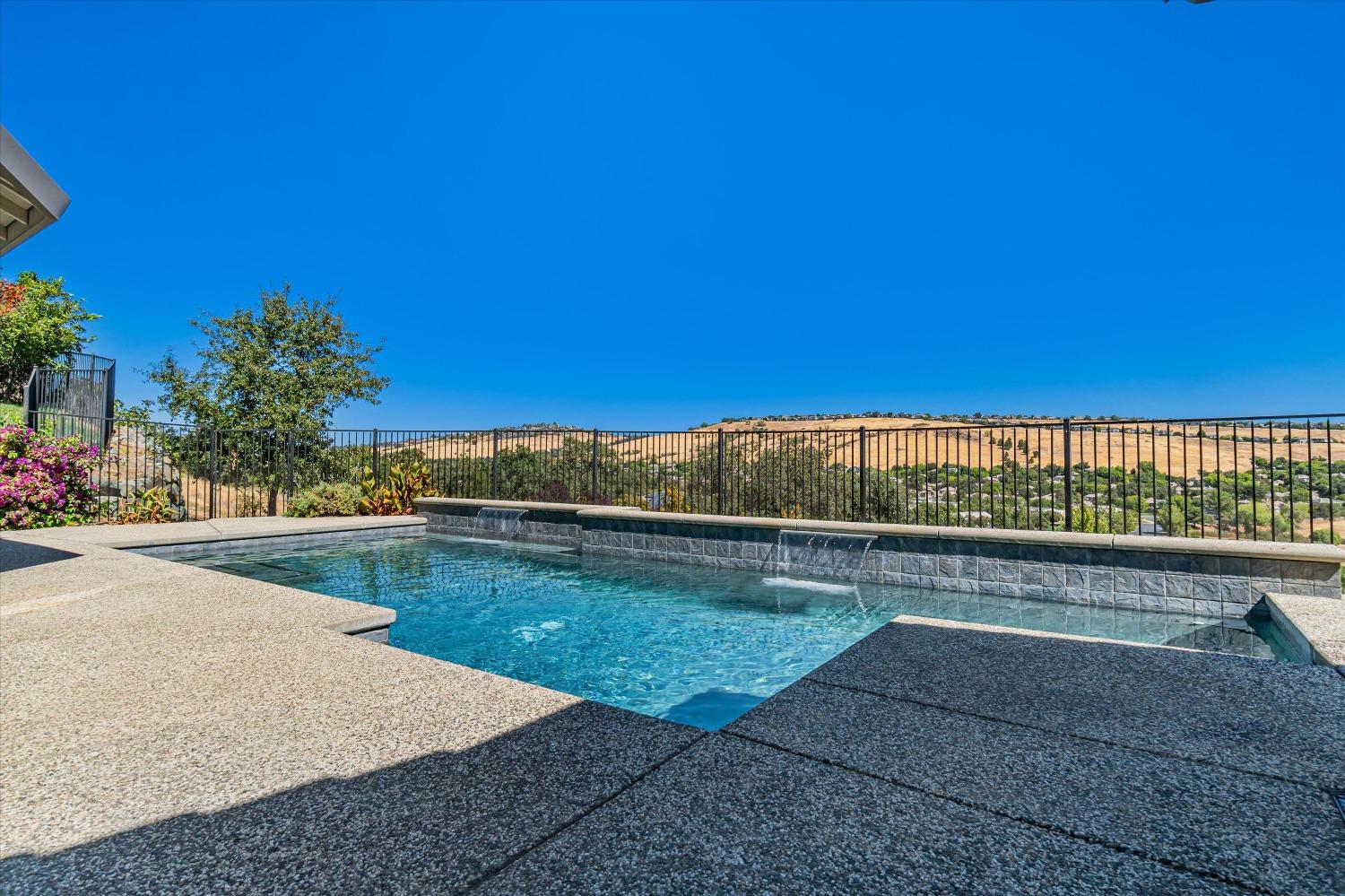 Detail Gallery Image 65 of 75 For 1367 Souza Dr, El Dorado Hills,  CA 95762 - 5 Beds | 3/2 Baths