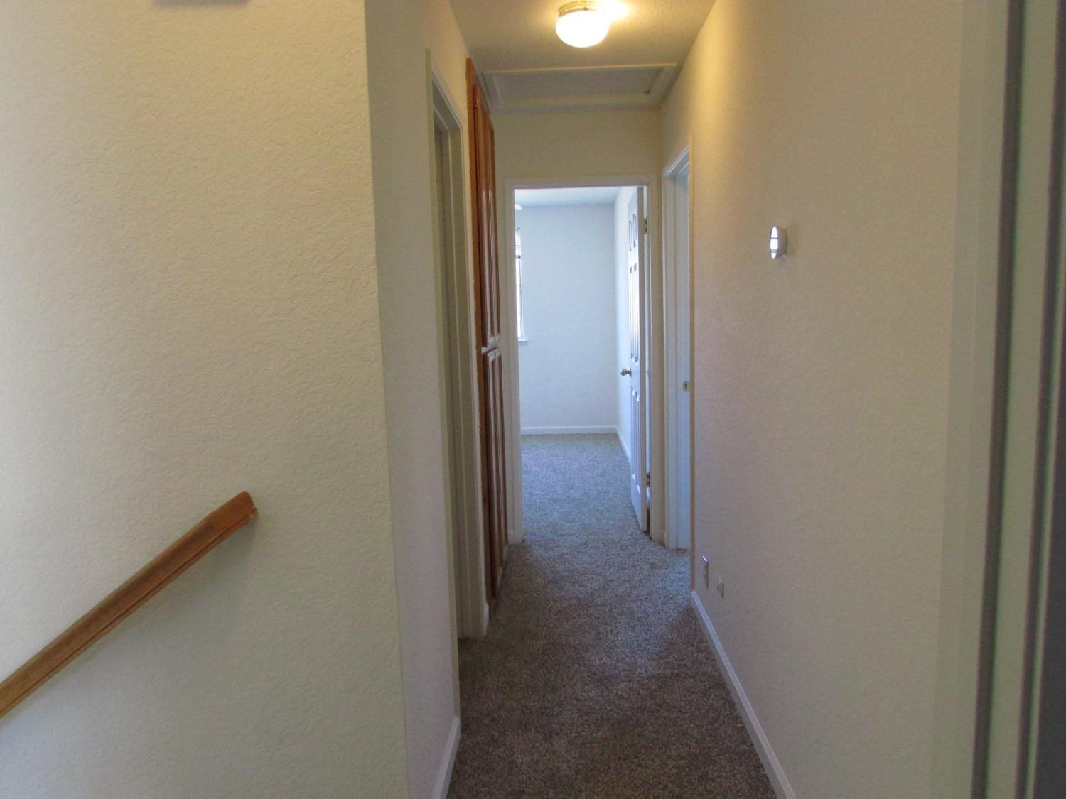 Detail Gallery Image 22 of 46 For 1560 Bluethroat Dr, Turlock,  CA 95382 - 3 Beds | 2/1 Baths