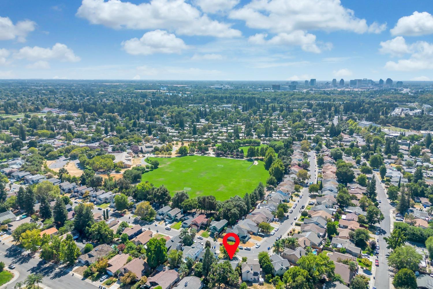 Detail Gallery Image 2 of 40 For 1757 Bridgecreek Dr, Sacramento,  CA 95833 - 2 Beds | 2 Baths