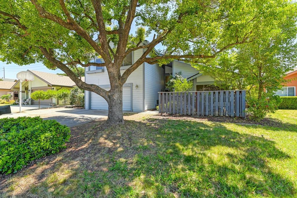 Detail Gallery Image 1 of 26 For 8178 Sundance Dr, Orangevale,  CA 95662 - 4 Beds | 2/1 Baths