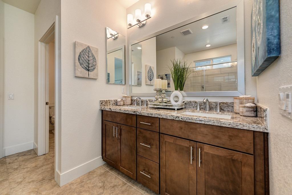 Detail Gallery Image 17 of 35 For 7056 Starburst Ln, Roseville,  CA 95747 - 2 Beds | 2 Baths