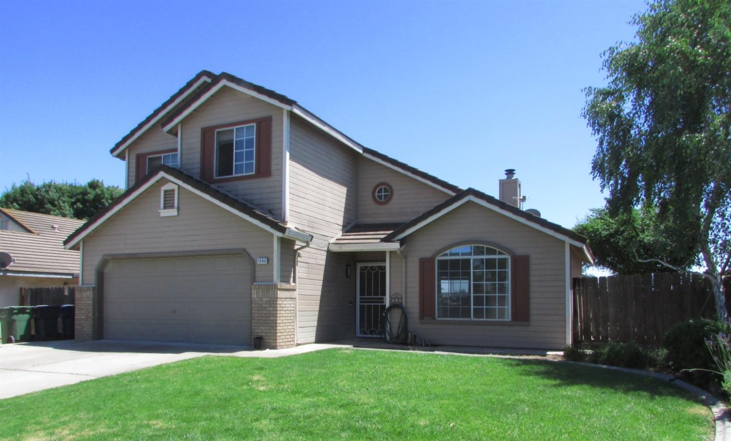 Detail Gallery Image 1 of 46 For 1560 Bluethroat Dr, Turlock,  CA 95382 - 3 Beds | 2/1 Baths