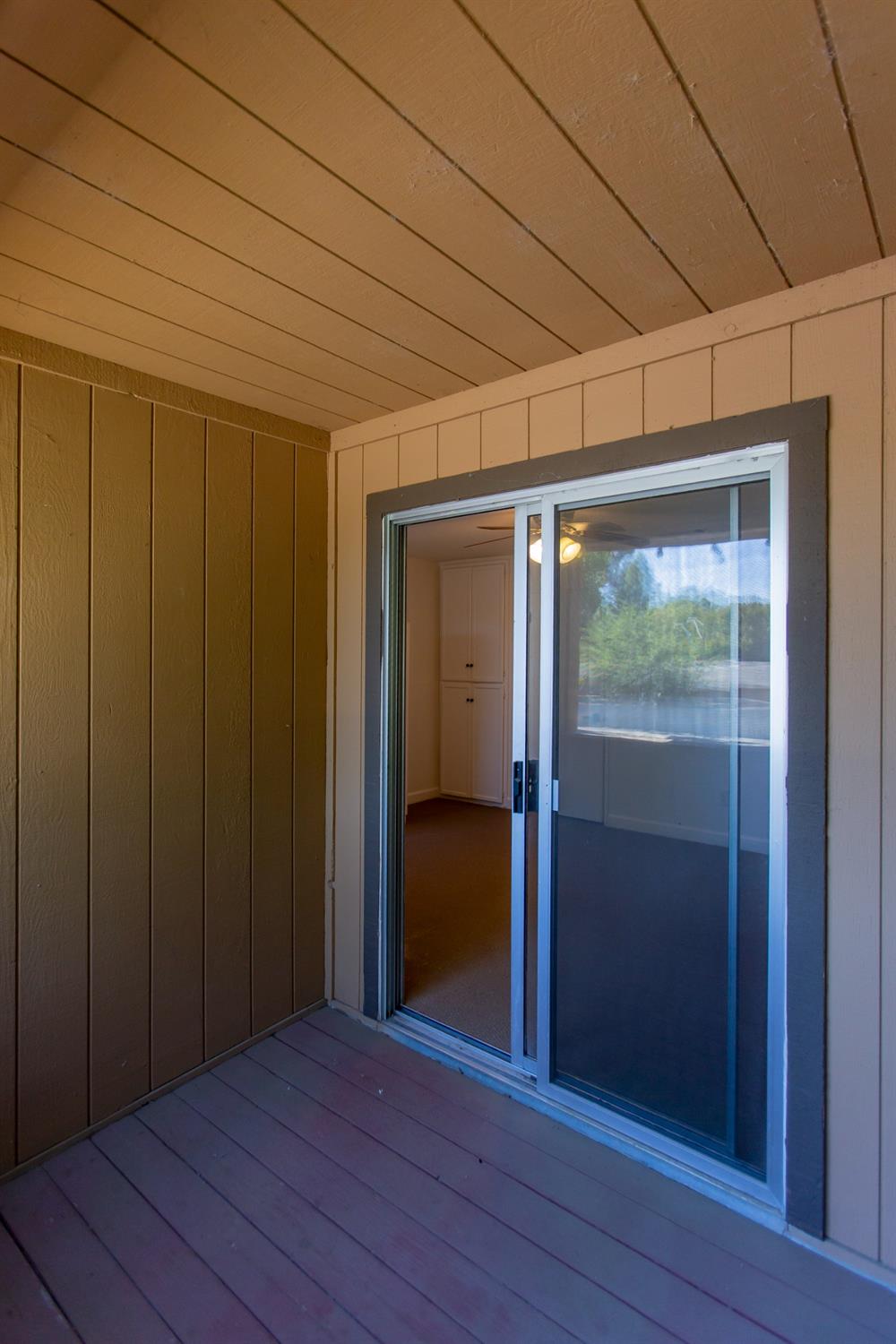 Detail Gallery Image 11 of 17 For 581 Lincoln Ave #B,  Modesto,  CA 95354 - 3 Beds | 1/1 Baths