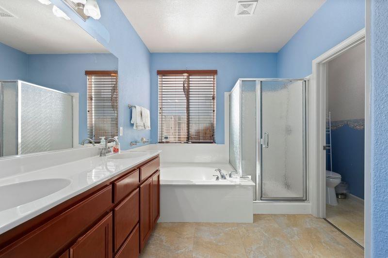 Detail Gallery Image 15 of 34 For 10322 Galveston Way, Stockton,  CA 95209 - 4 Beds | 2 Baths