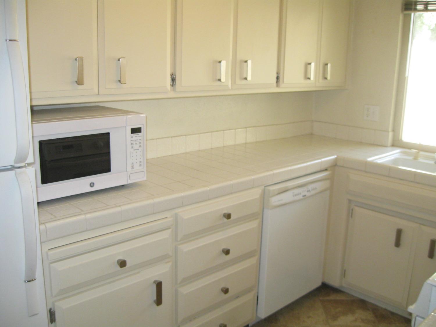 Photo #11: 224102654 Listing 