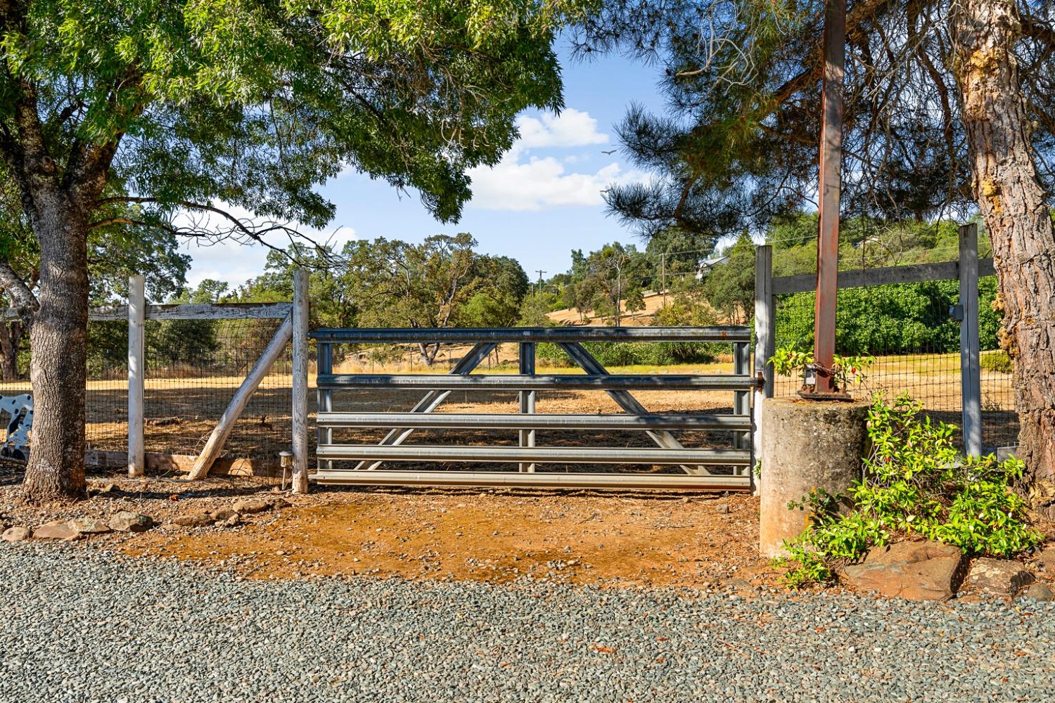 Detail Gallery Image 7 of 99 For 5981 Dolomite Dr, El Dorado,  CA 95623 - 4 Beds | 3 Baths