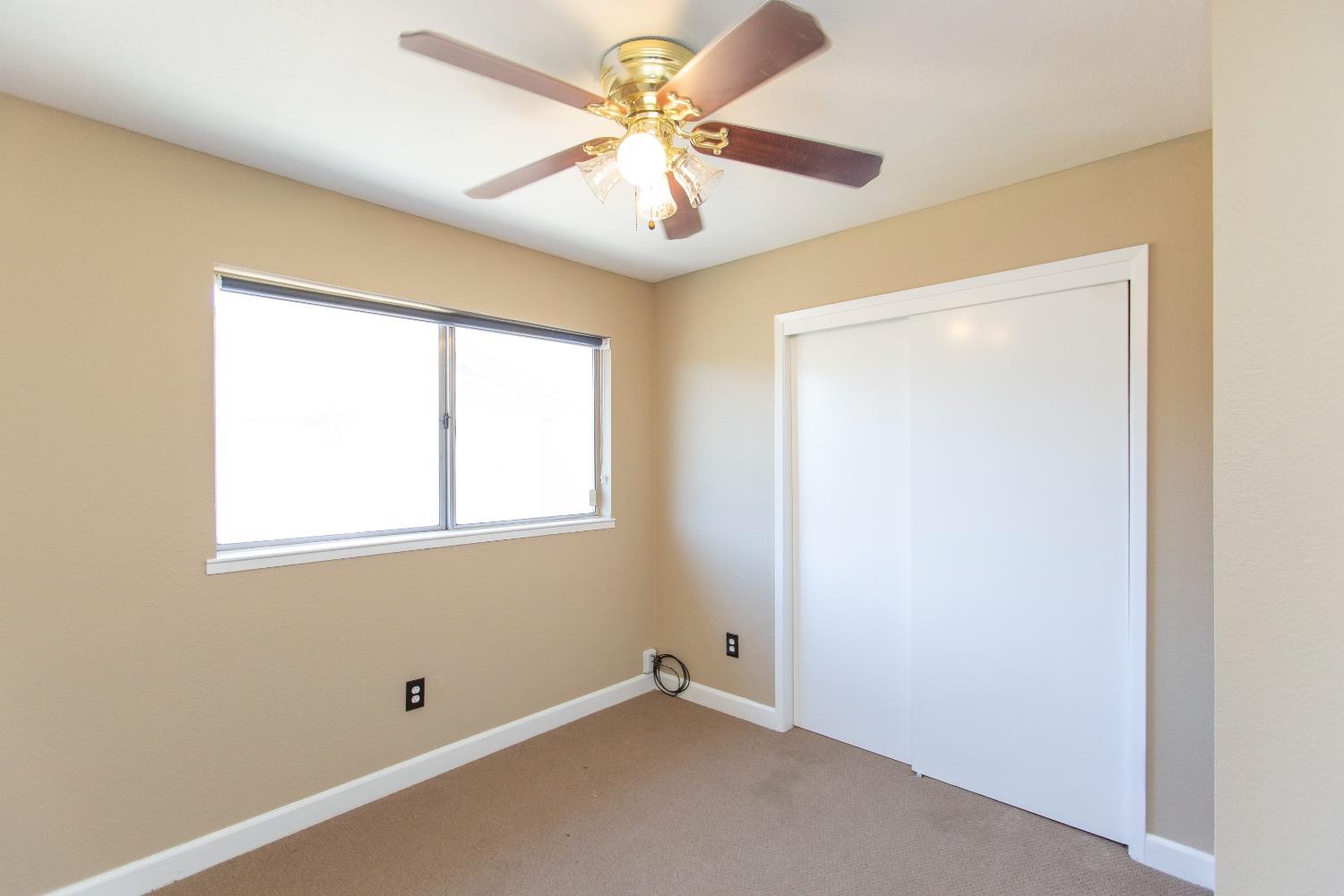 Detail Gallery Image 15 of 17 For 581 Lincoln Ave #B,  Modesto,  CA 95354 - 3 Beds | 1/1 Baths