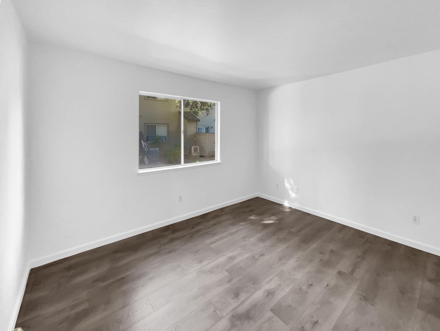 Detail Gallery Image 14 of 17 For 9131 Newhall Dr #76,  Sacramento,  CA 95826 - 1 Beds | 1 Baths