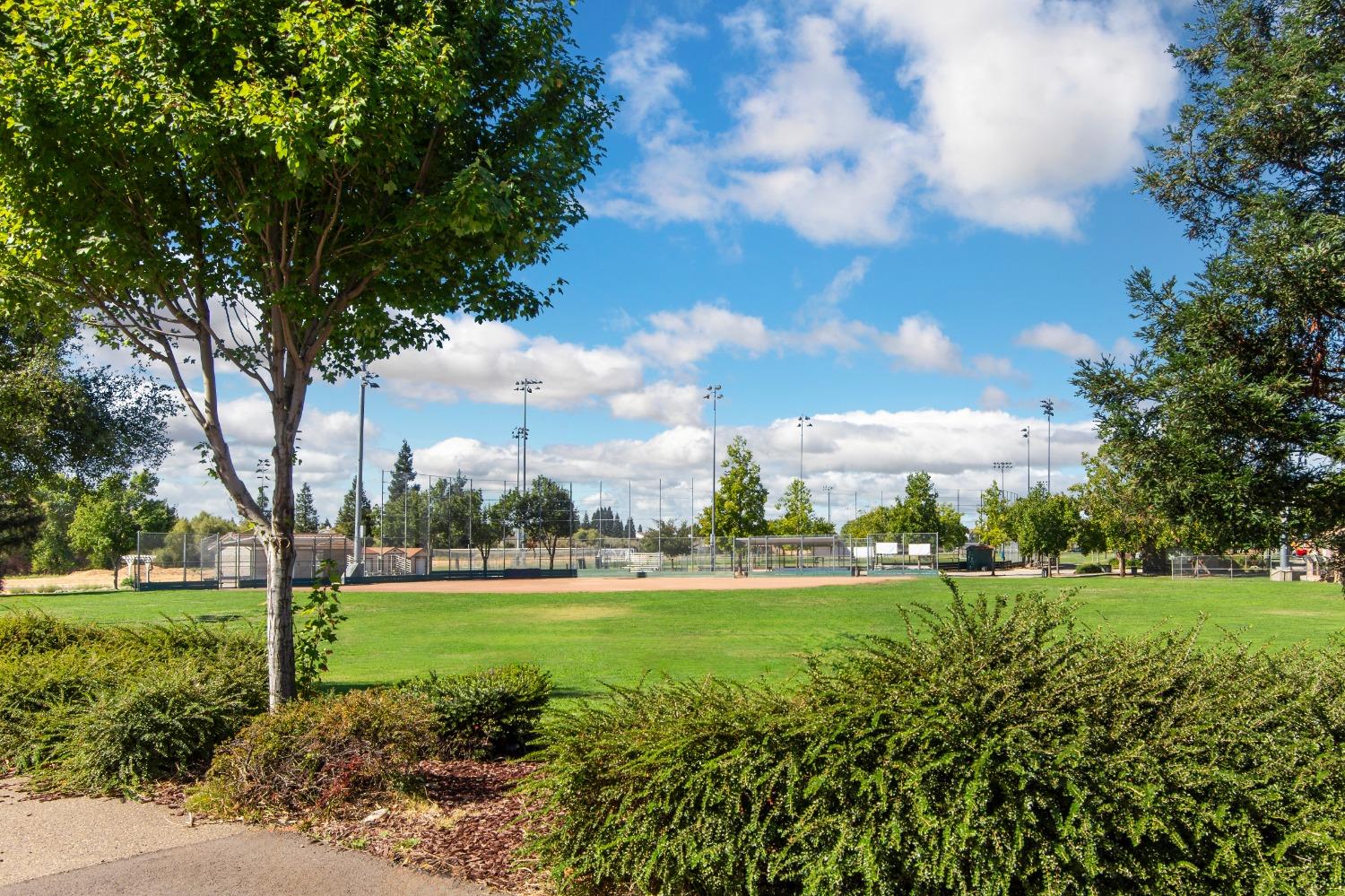 Detail Gallery Image 19 of 19 For 6039 W Oaks Blvd, Rocklin,  CA 95765 - 3 Beds | 3/1 Baths