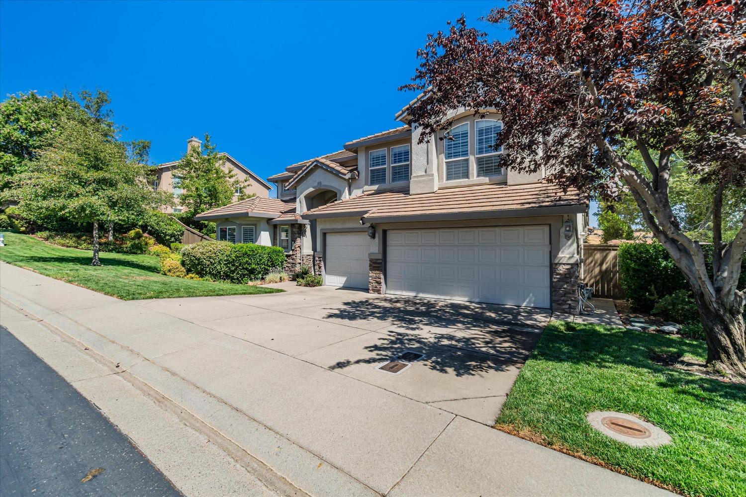 Detail Gallery Image 2 of 75 For 1367 Souza Dr, El Dorado Hills,  CA 95762 - 5 Beds | 2/3 Baths