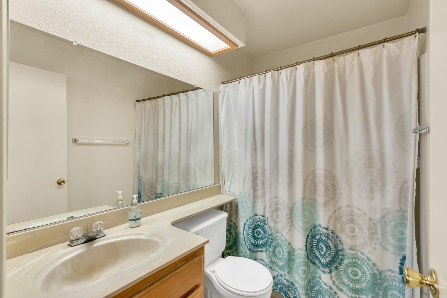 Detail Gallery Image 22 of 40 For 1757 Bridgecreek Dr, Sacramento,  CA 95833 - 2 Beds | 2 Baths