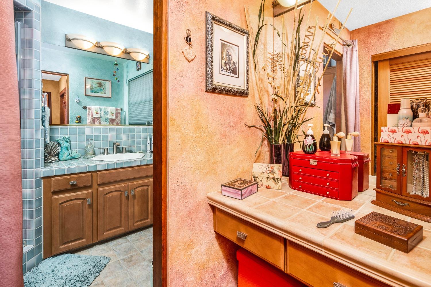 Detail Gallery Image 22 of 73 For 10952 Prieta Ct, San Jose,  CA 95127 - 4 Beds | 2/1 Baths