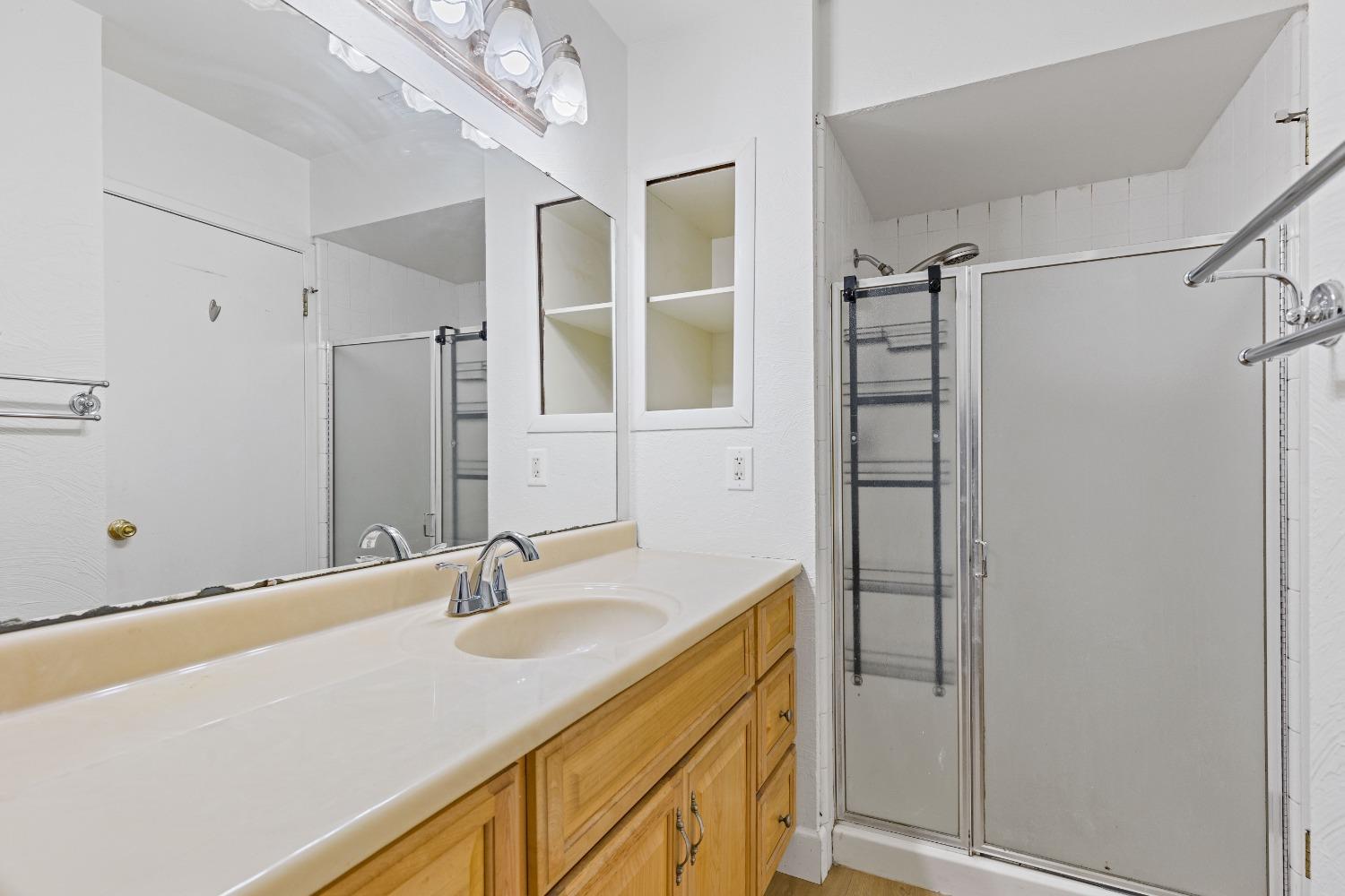 Detail Gallery Image 18 of 33 For 3550 Orinda Cir, Cameron Park,  CA 95682 - 3 Beds | 2/1 Baths