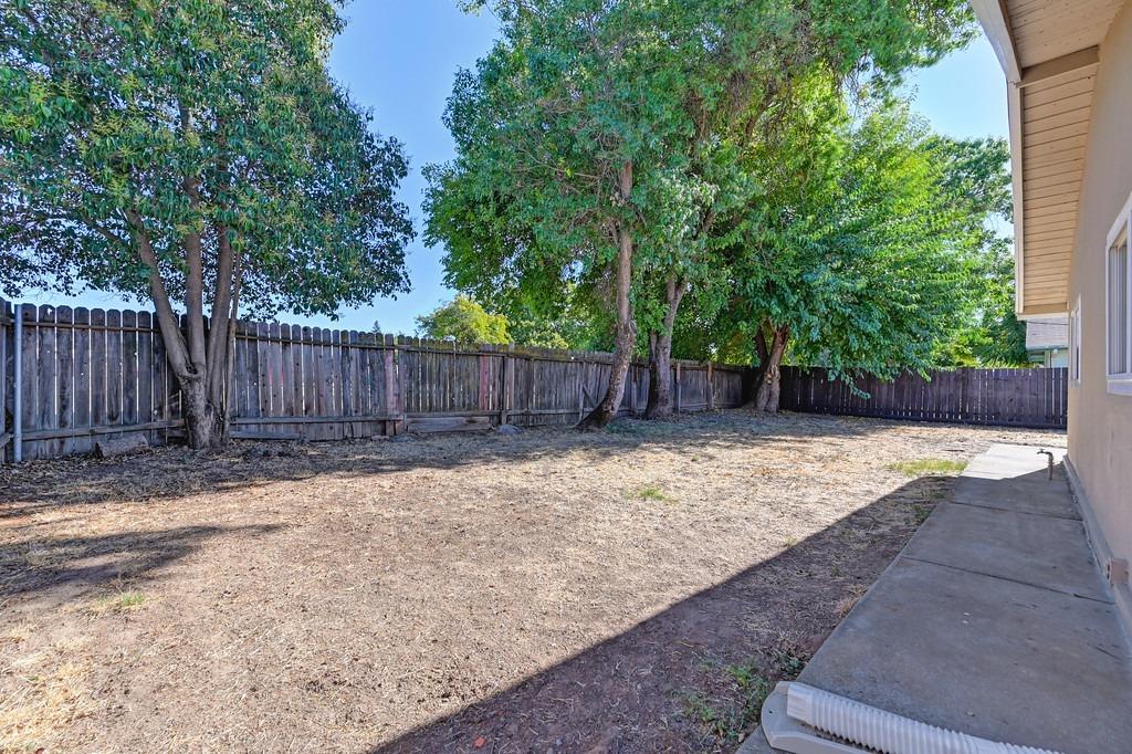 Detail Gallery Image 27 of 29 For 6332 Westbrook Dr, Citrus Heights,  CA 95621 - 3 Beds | 1/1 Baths