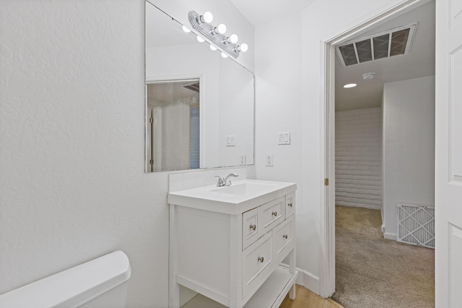 Detail Gallery Image 22 of 33 For 3550 Orinda Cir, Cameron Park,  CA 95682 - 3 Beds | 2/1 Baths