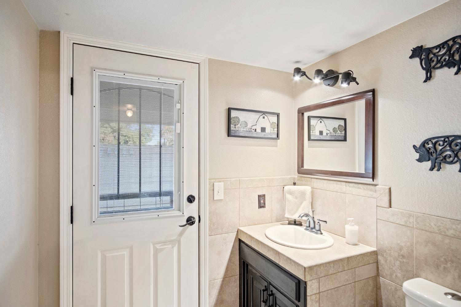 Detail Gallery Image 17 of 36 For 5418 Moran Ave, Atwater,  CA 95301 - 3 Beds | 2/1 Baths