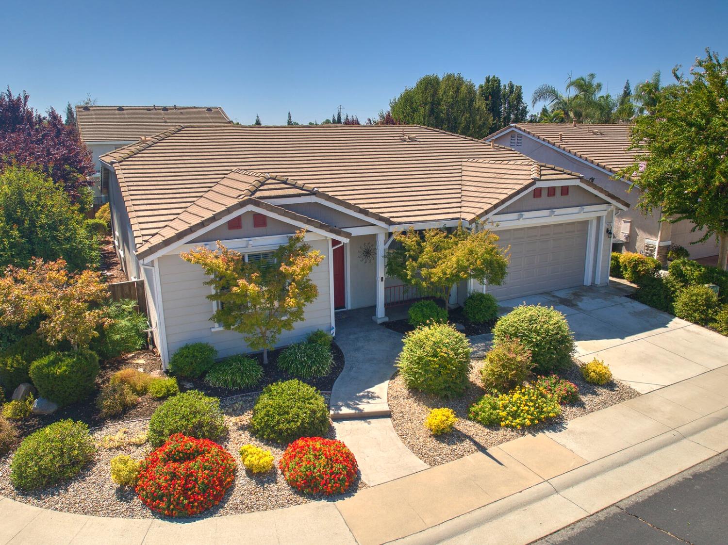 Detail Gallery Image 1 of 1 For 1824 Marinette Ln, Roseville,  CA 95747 - 4 Beds | 2 Baths