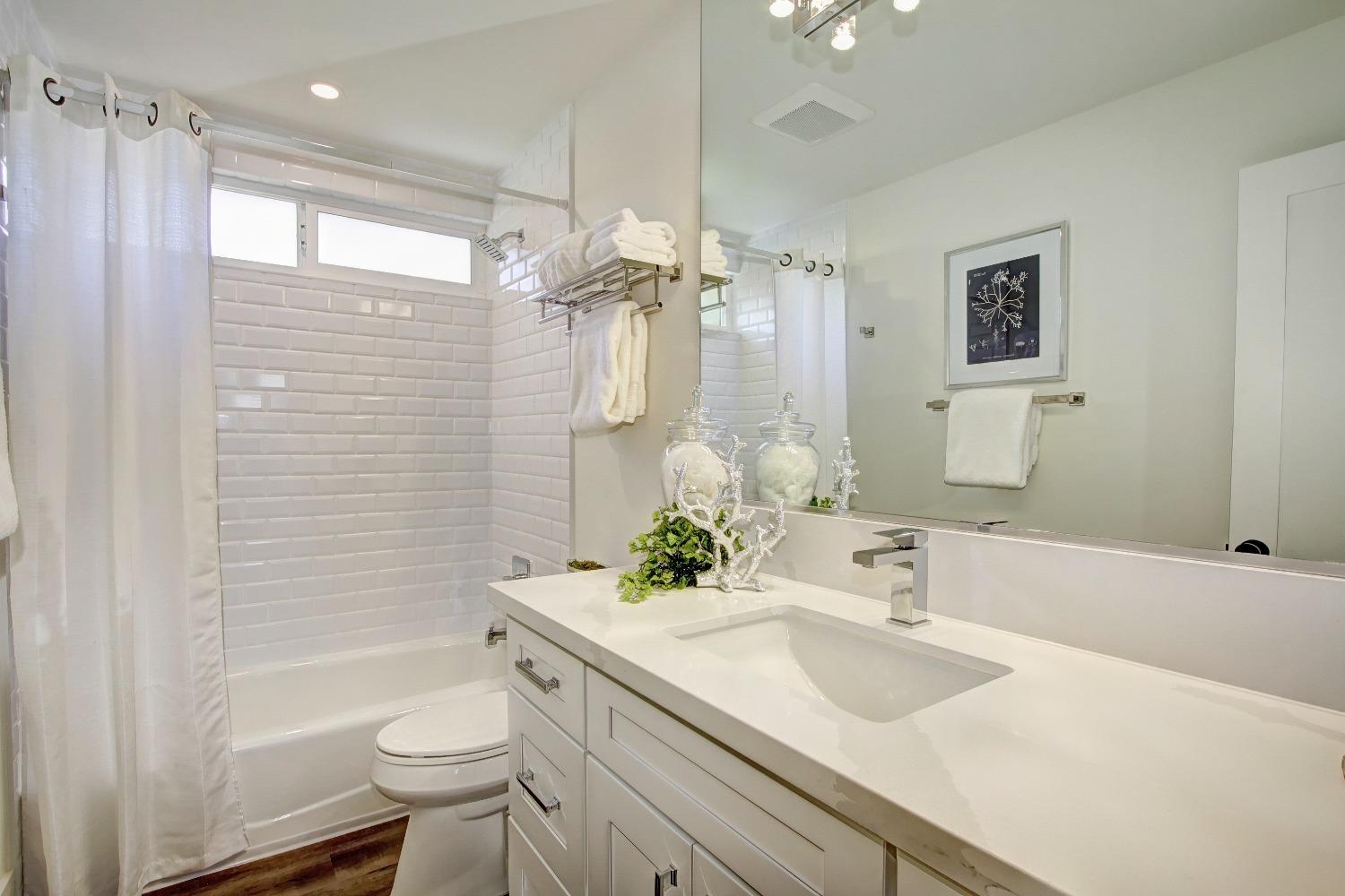 Detail Gallery Image 27 of 42 For 3825 Sunnyvale, Sacramento,  CA 95821 - 3 Beds | 1 Baths