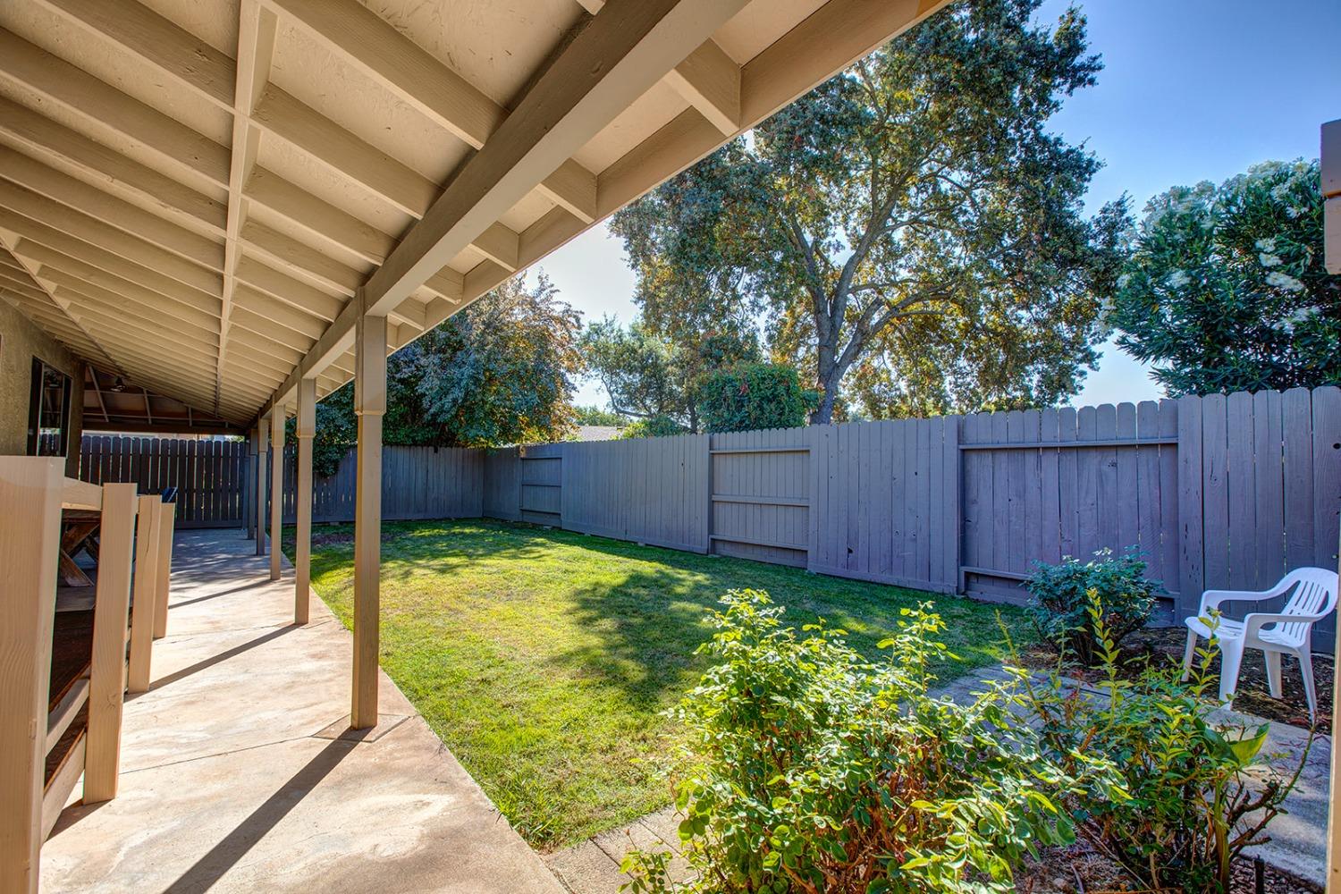 Detail Gallery Image 27 of 34 For 8728 Halverson Dr, Elk Grove,  CA 95624 - 3 Beds | 2 Baths