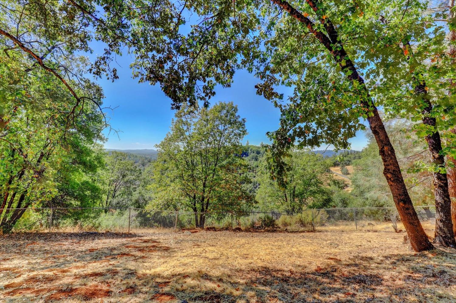 Detail Gallery Image 80 of 85 For 20550 Pyerenees Ct, Grass Valley,  CA 95949 - 4 Beds | 2/1 Baths