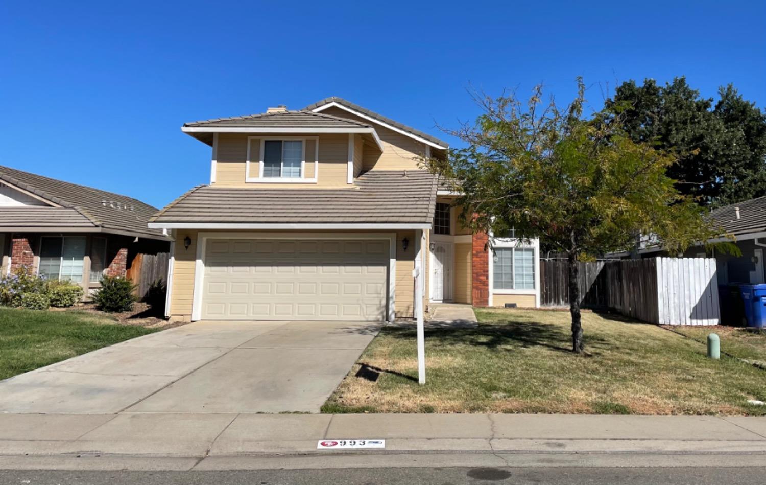 Detail Gallery Image 1 of 1 For 993 Vintage Oak Ave, Galt,  CA 95632 - 3 Beds | 2/1 Baths