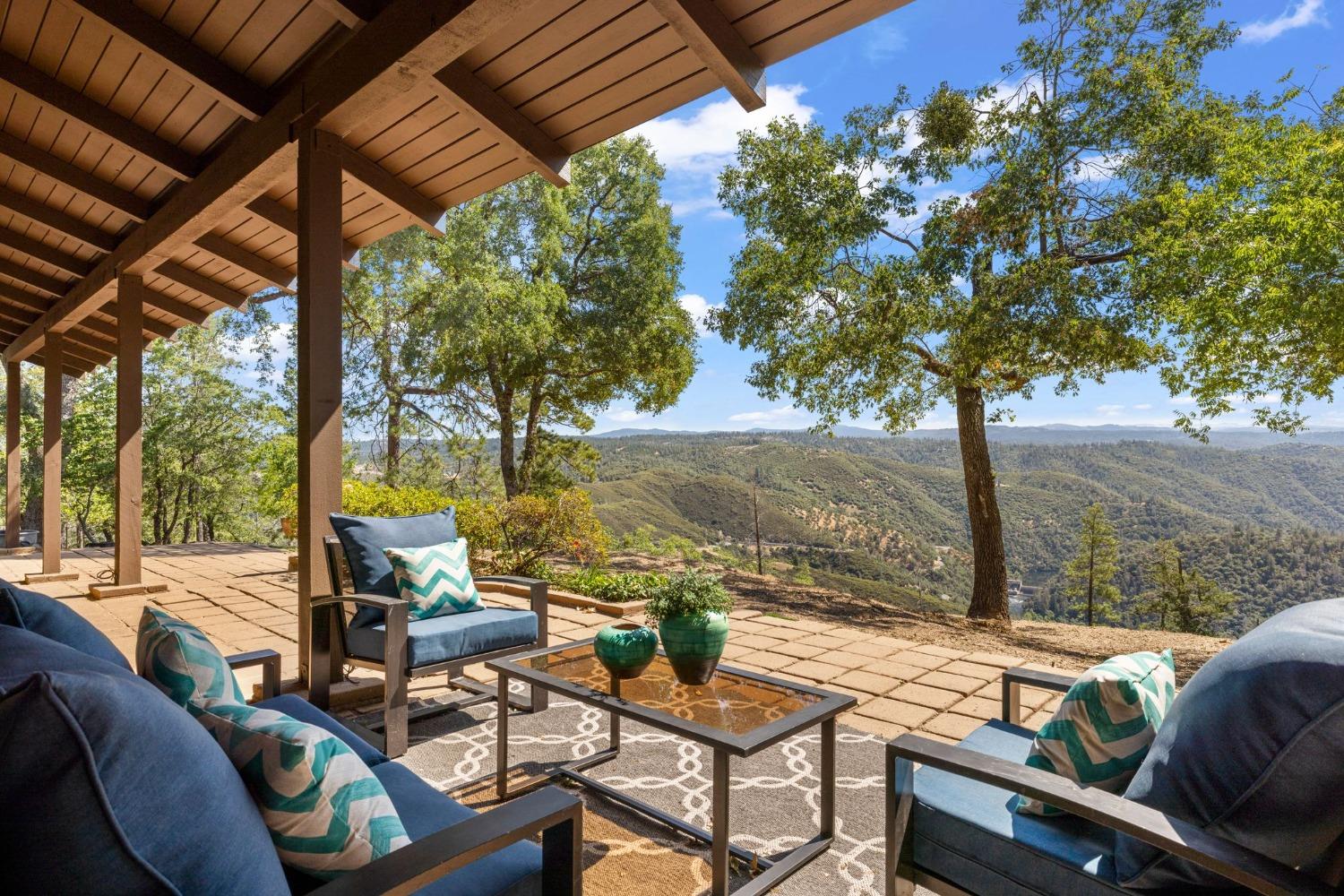 Detail Gallery Image 29 of 72 For 2195 Dias Dr, Placerville,  CA 95667 - 3 Beds | 3/1 Baths