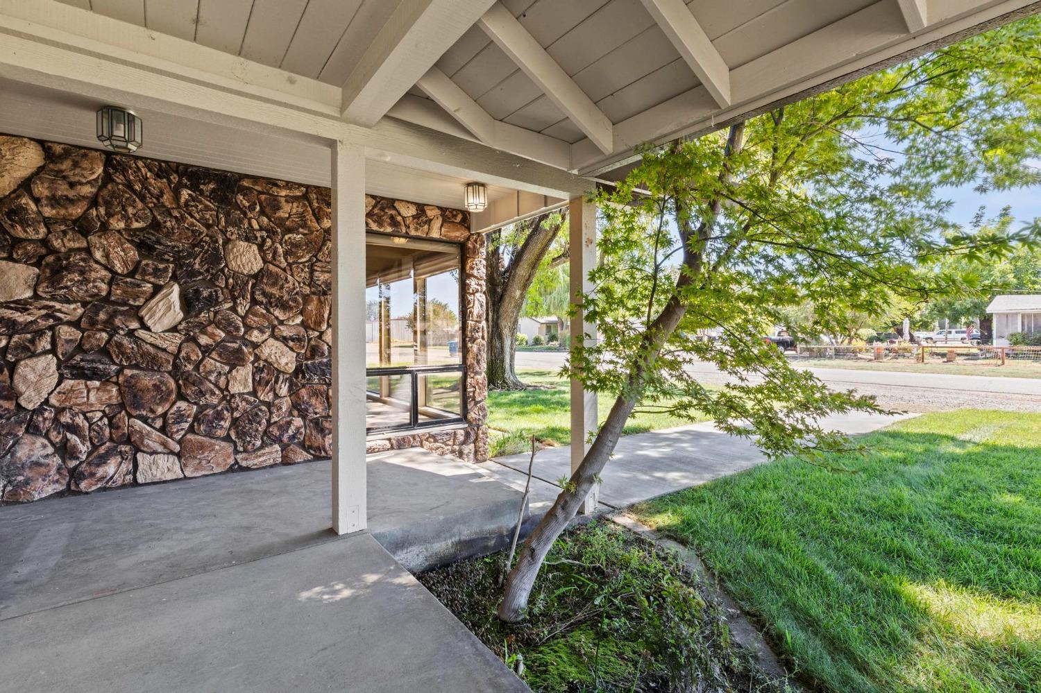 Detail Gallery Image 5 of 38 For 538 Prince St, Princeton,  CA 95970 - 3 Beds | 2 Baths