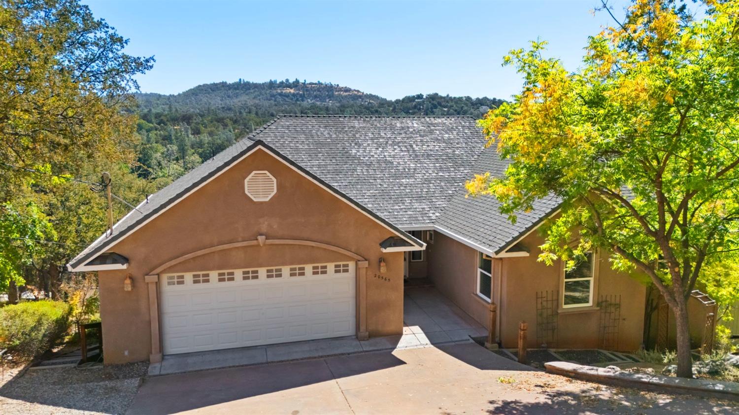 Upper Hillview Drive, Sonora, California image 1