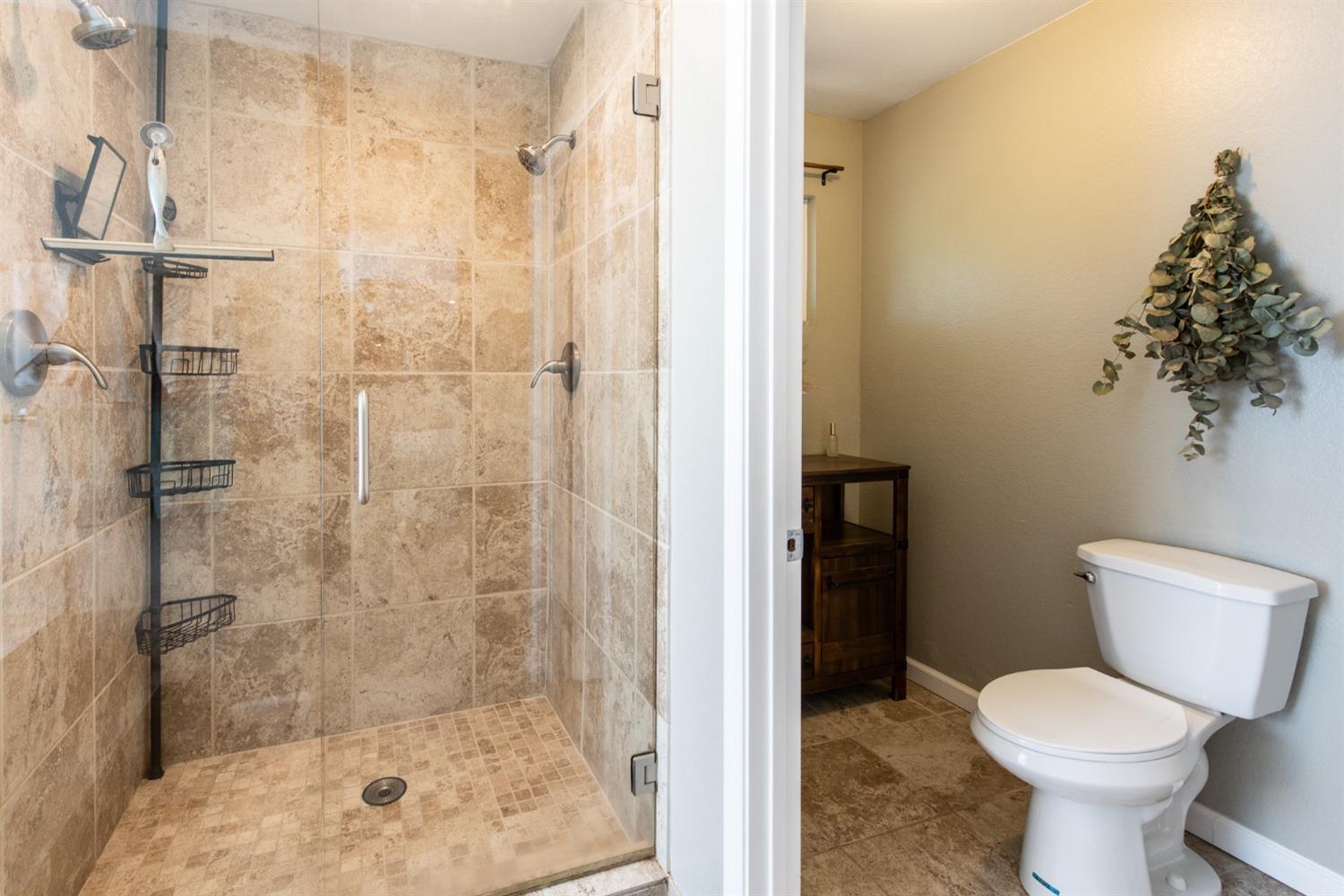 Detail Gallery Image 24 of 29 For 120 Llewellyn Ct, Folsom,  CA 95630 - 3 Beds | 2/1 Baths