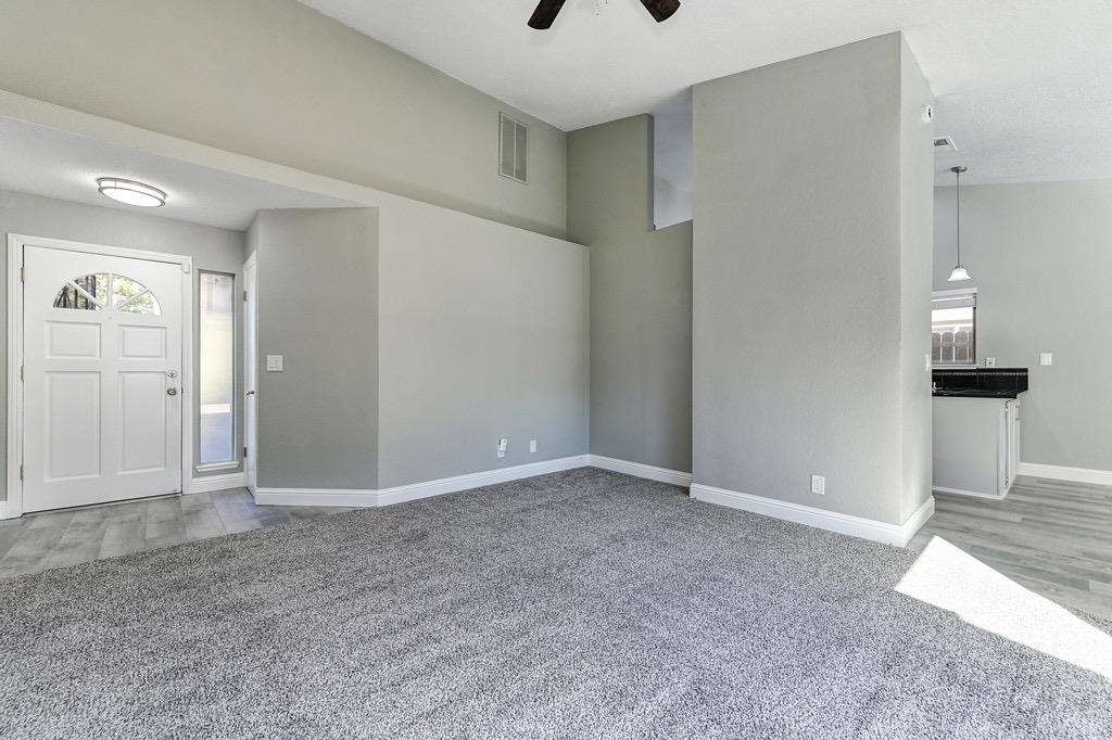 Detail Gallery Image 9 of 22 For 2540 Inverness Dr, Lincoln,  CA 95648 - 3 Beds | 2 Baths