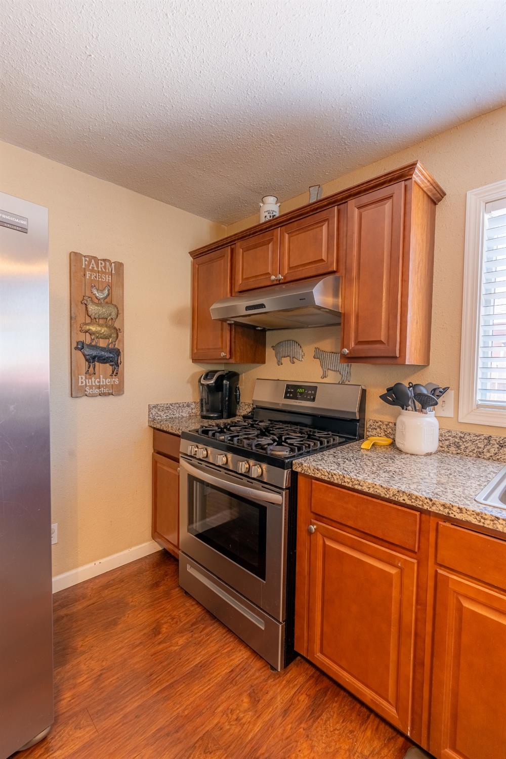 Detail Gallery Image 8 of 23 For 2954 Ross Ave, Riverbank,  CA 95367 - 2 Beds | 1 Baths