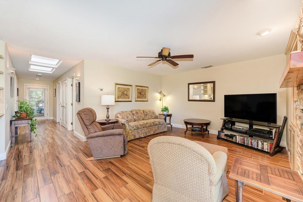 Detail Gallery Image 4 of 36 For 7083 Murieta Pkwy #18,  Rancho Murieta,  CA 95683 - 2 Beds | 2 Baths