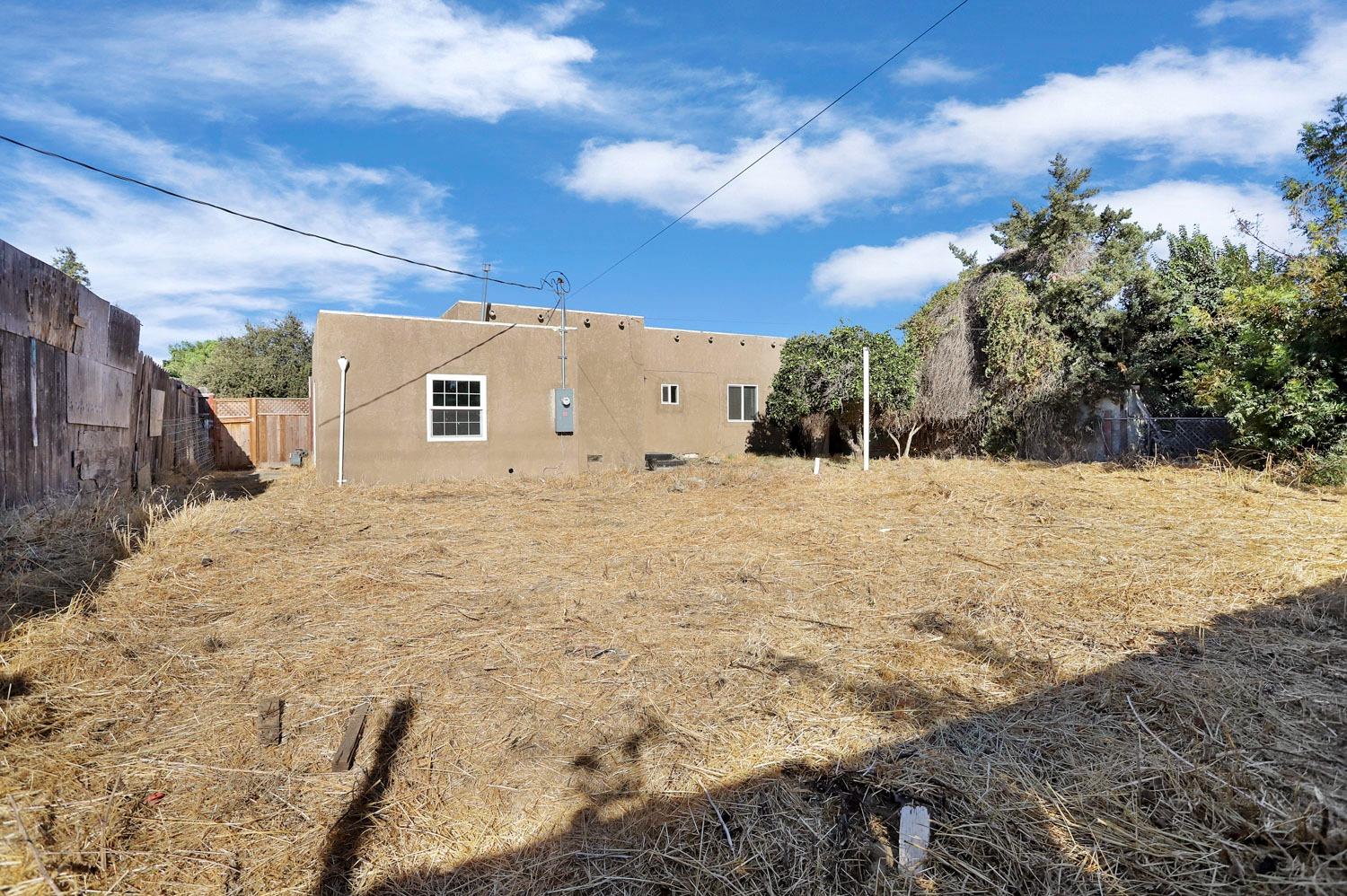 Detail Gallery Image 23 of 24 For 1558 Swalls Ln, Modesto,  CA 95358 - 2 Beds | 1 Baths