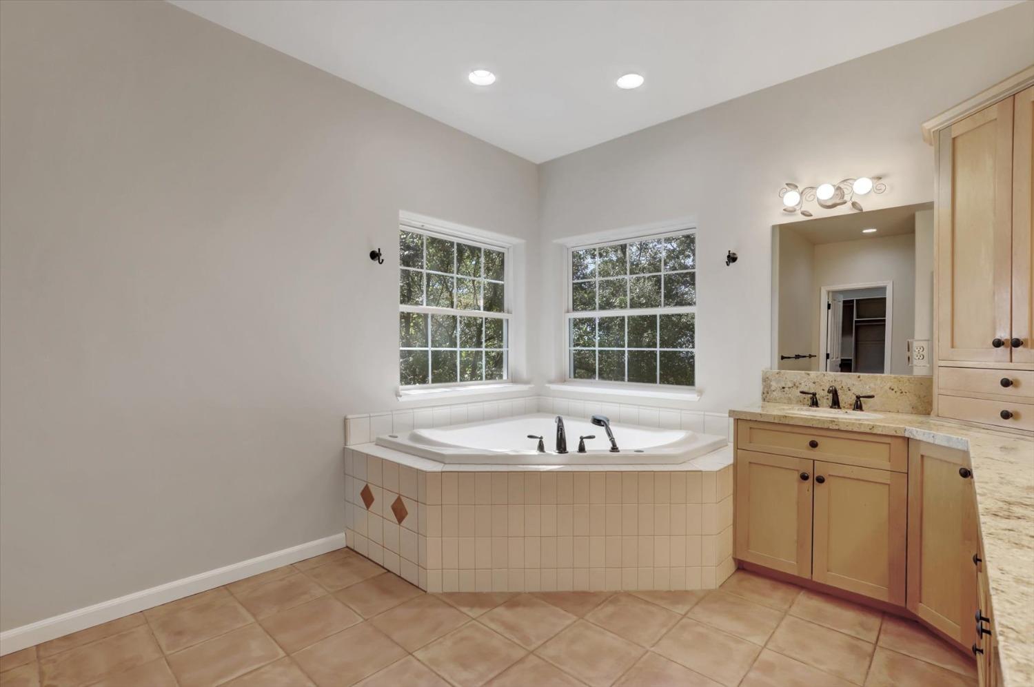 Detail Gallery Image 57 of 85 For 20550 Pyerenees Ct, Grass Valley,  CA 95949 - 4 Beds | 2/1 Baths