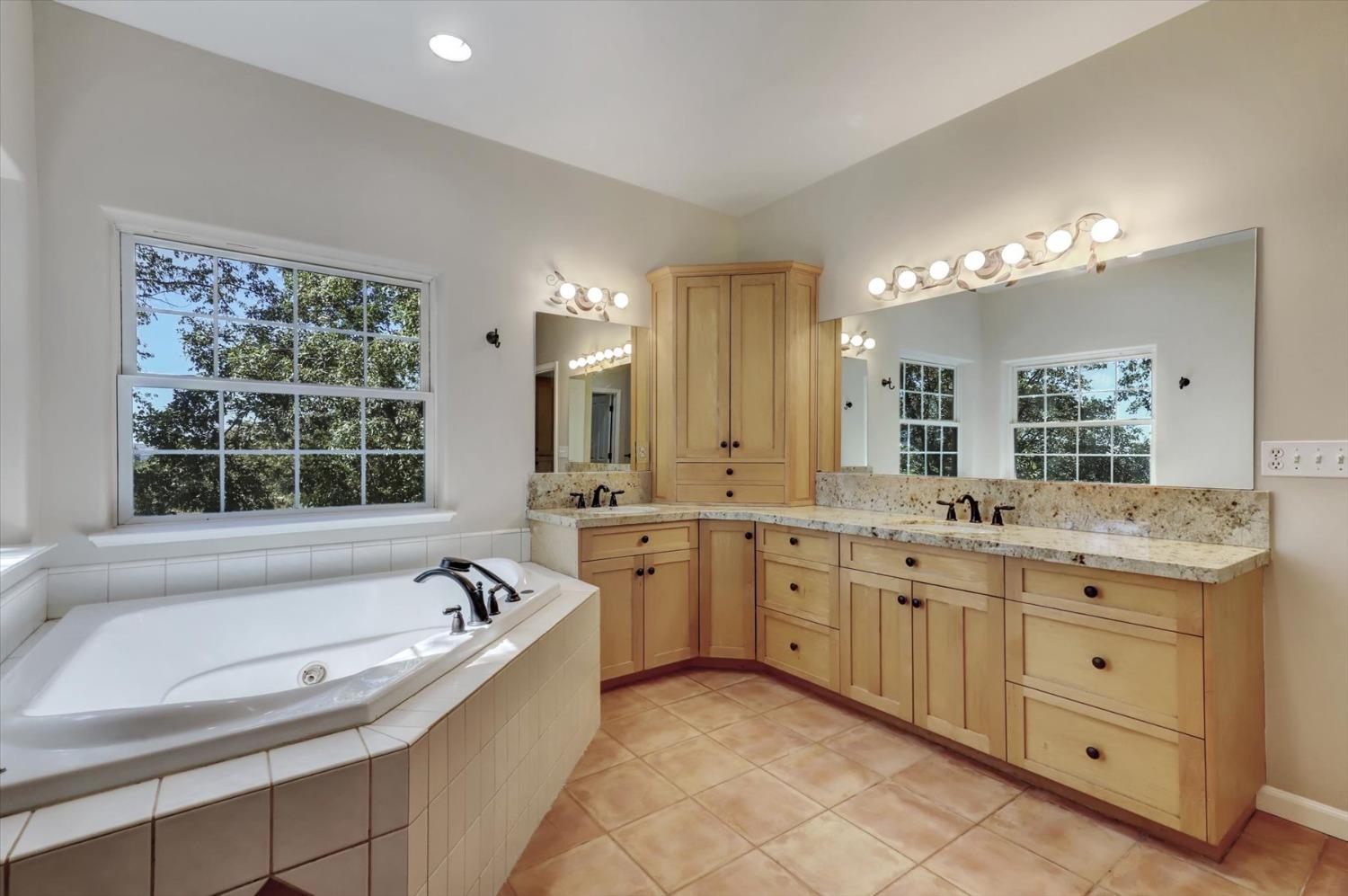 Detail Gallery Image 58 of 85 For 20550 Pyerenees Ct, Grass Valley,  CA 95949 - 4 Beds | 2/1 Baths