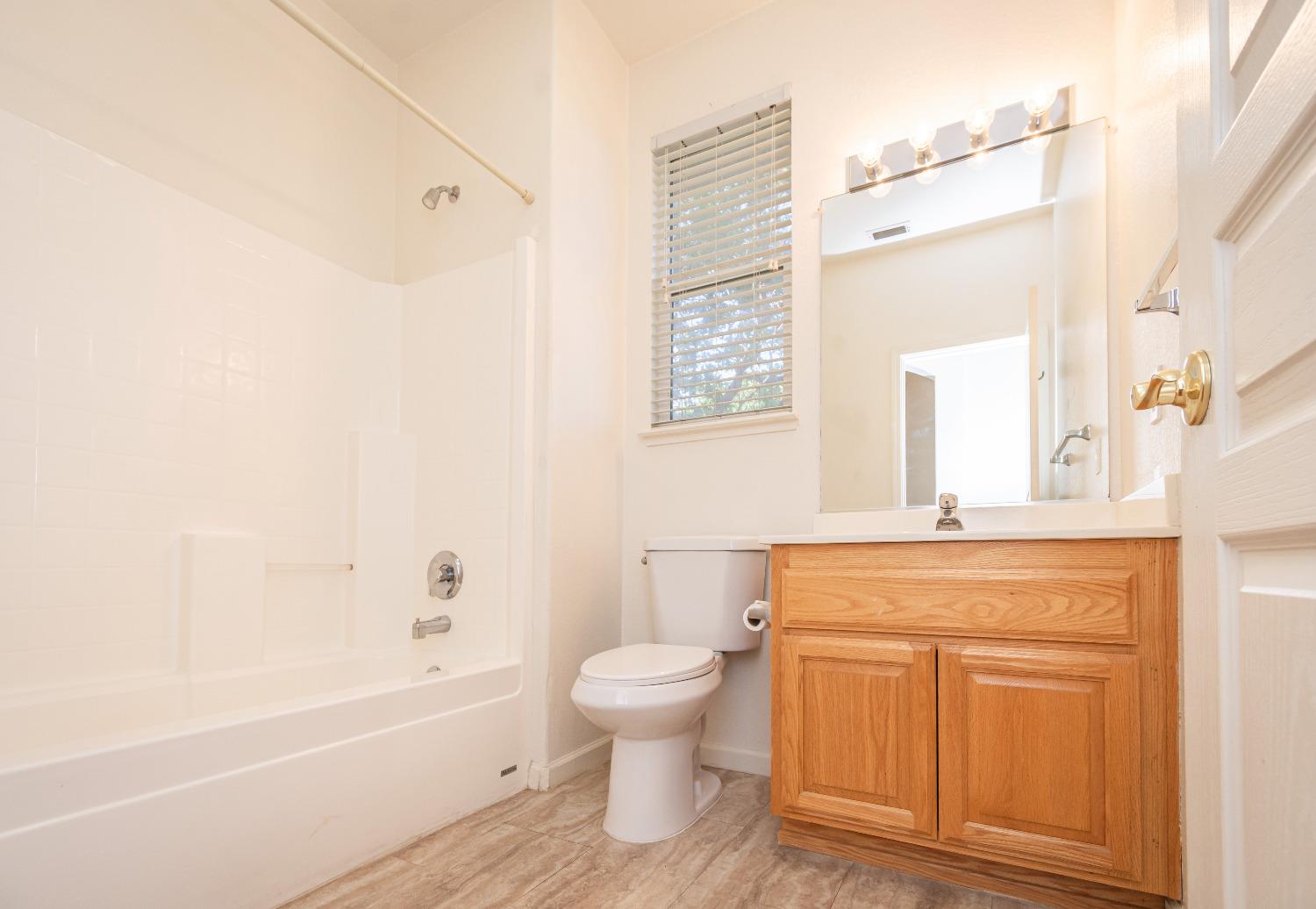 Detail Gallery Image 26 of 50 For 2600 Coldwater Ct, Rocklin,  CA 95765 - 2 Beds | 2 Baths