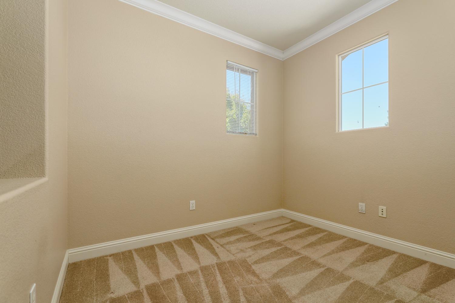 Detail Gallery Image 18 of 67 For 9678 Amber Fields Ct, Elk Grove,  CA 95624 - 5 Beds | 4/1 Baths