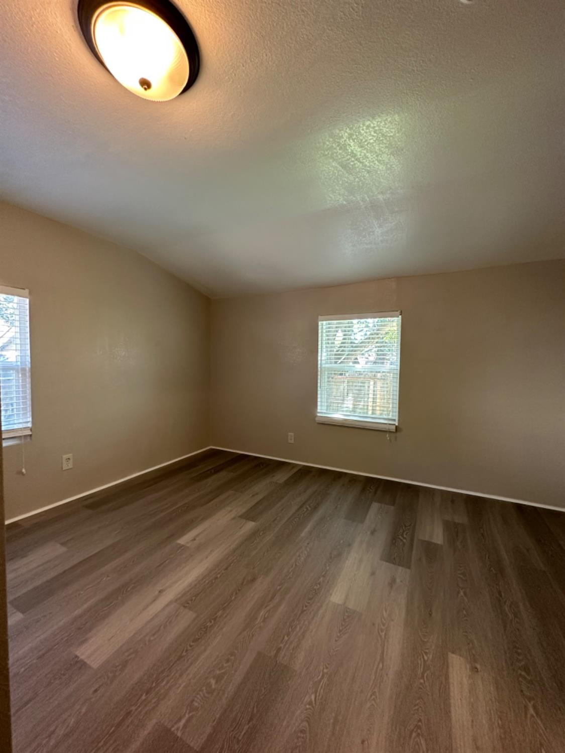 Detail Gallery Image 20 of 24 For 142 E Maple St, Stockton,  CA 95204 - 3 Beds | 2 Baths